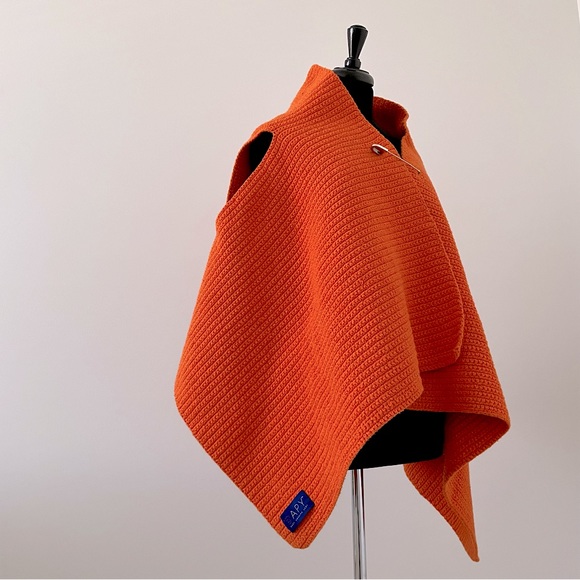 ✨𝙷𝚘𝚜𝚝 𝙿𝚒𝚌𝚔✨BAPY by A Bathing Ape Cotton Heavy Knit Blanket Vest - Picture 2 of 8